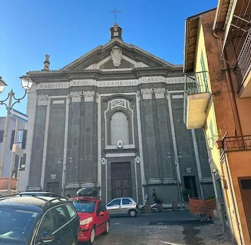 Bond Shell - Cozy Flat Near Rome