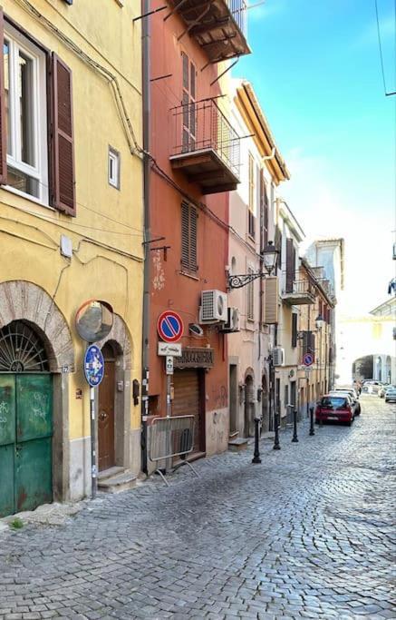 Apartment Bond Shell - Cozy Flat Near Rome